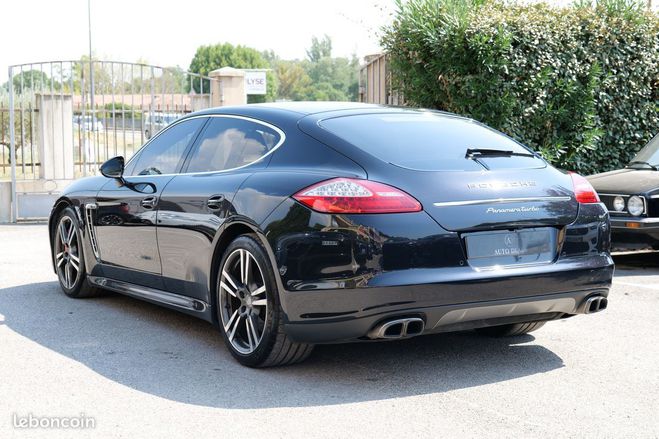 Porsche Panamera 4.8 v8 500 turbo Noir de 2010