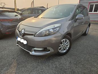  Voir détails -Renault Scenic III (J95) 1.5 dCi 110ch energy Business  à Ploudaniel (29)