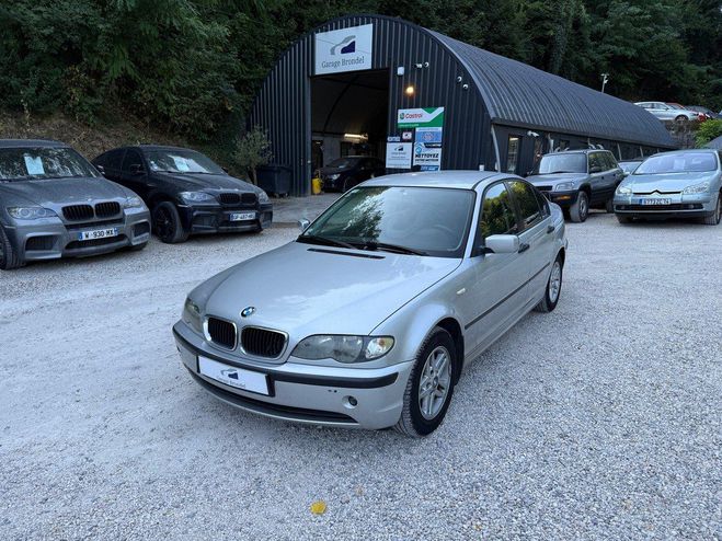 BMW Serie 3 E46 318d 2.0d 115cv 3e main Gris de 2004