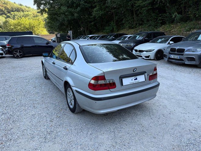 BMW Serie 3 E46 318d 2.0d 115cv 3e main Gris de 2004