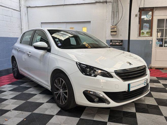 Peugeot 308 1.2 e-130CH ALLURE S&S EAT6 5P Blanc de 2015