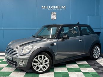  Voir détails -Mini Cooper D 110CH PACK CHILI à Royan (17)
