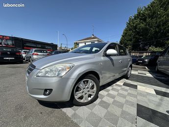  Voir détails -Kia Ceed d Ceed 1.6 CRDI115 ACTIVE 5P à Morsang-sur-Orge (91)