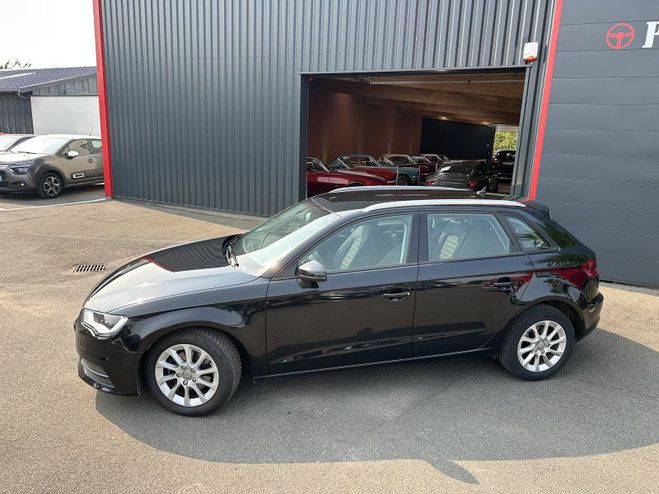 Audi A3 1.6 TDI 105 Ambiente 2013  de 2013