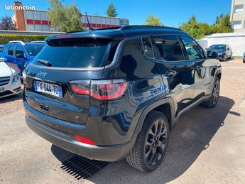  Voir détails -Jeep Compass 1.3 turbo t4 240ch phev 4xe s at6 eawd à  Le Coteau (42)