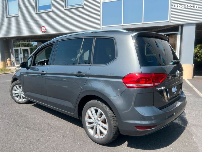 Volkswagen Touran 1.6 TDI 115CH CONFORTLINE BUSINESS 7 PLA Gris de 2019