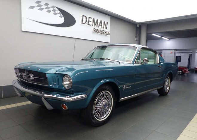 Ford Mustang Fastback Bleu Mtallis de 