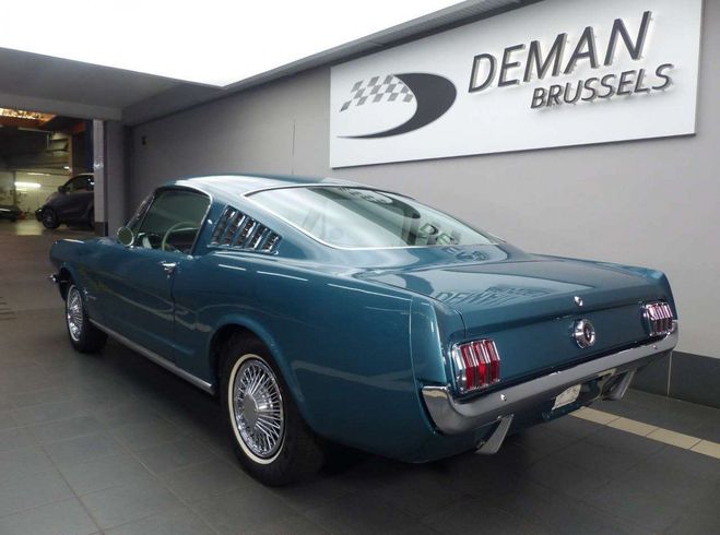 Ford Mustang Fastback Bleu Mtallis de 