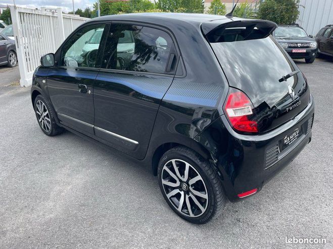 Renault Twingo tce 90 cosmic Noir de 2016