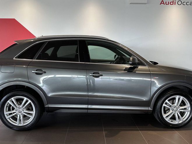 Audi Q3 1.4 TFSI COD 150 ch S tronic 6 S line Gris de 2017
