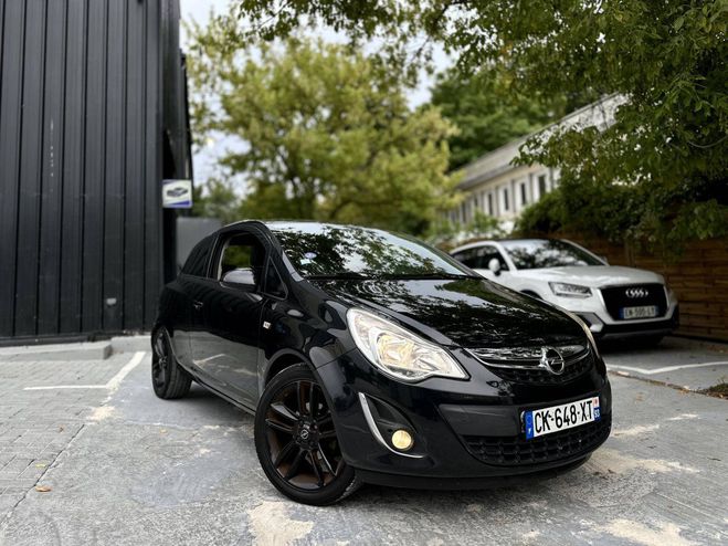 Opel Corsa IV 1.2 Twinport Essentia 5p NOIR de 2012