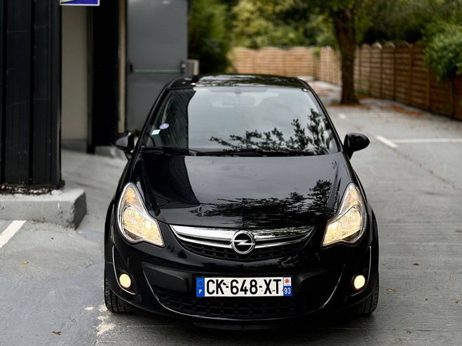 Opel Corsa IV 1.2 Twinport Essentia 5p NOIR de 2012
