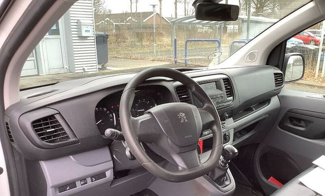 Peugeot Expert FOURGON M 2.0 BLUEHDI 120 PREMIUM Blanc de 2020