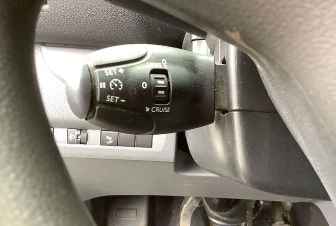 Peugeot Expert FOURGON M 2.0 BLUEHDI 120 PREMIUM Blanc de 2020