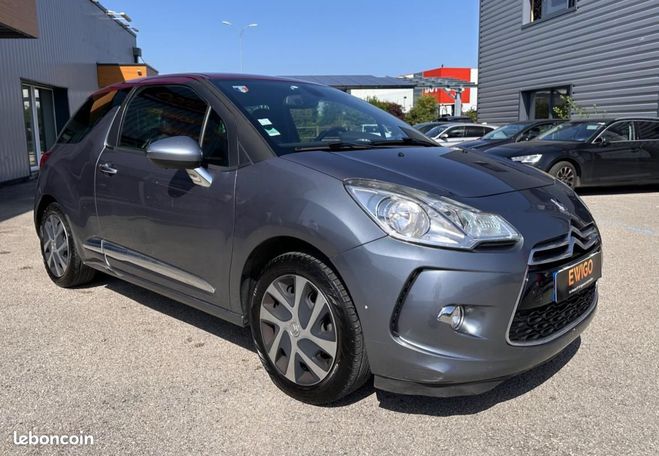 Citroen DS 3 1.6 HDI 90ch SOCHIC Gris de 2011