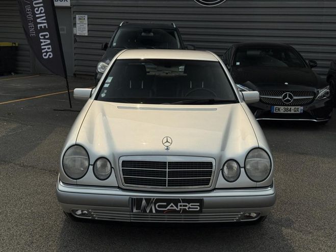 Mercedes Classe E 280 BVA BM 210 Elgance PHASE 1 GRIS CLAIR de 1996