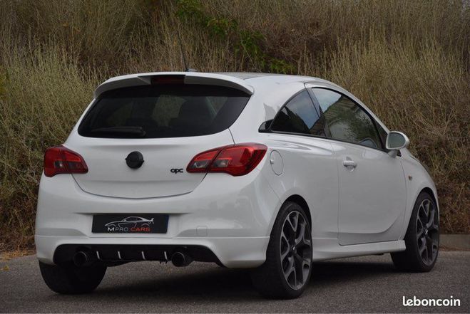 Opel Corsa OPC 1.6 207ch phase 2 Blanc de 2015