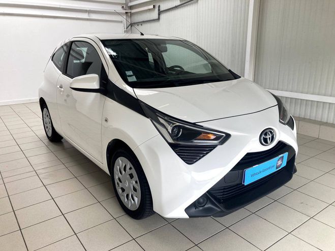 Toyota Aygo 1.0 VVT-i 72ch x-play x-app 3p BLANC de 2019