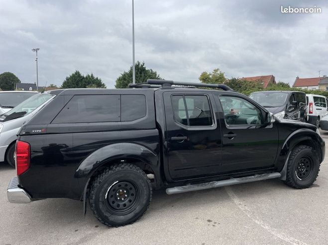 Nissan Navara 2.5 DCI 190CH DOUBLE-CAB SE Noir de 2011
