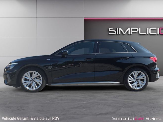 Audi A3 Sportback 35 TFSI 150 S Line // Garantie Noir de 2023