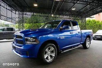  Voir détails -Dodge Ram sport crew cab 4x4 tout compris hors hom à Paris (75)