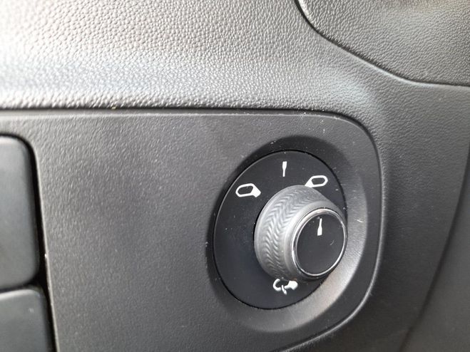 Citroen C3 1.5 BLUEHDI 100CH S&S SHINE E6.D Gris F de 2022
