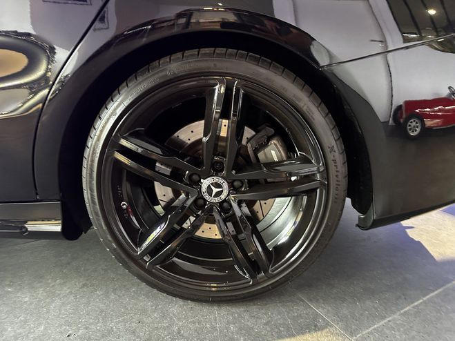 Mercedes Classe CLA 45 - AMG Speedshift DCT 4Matic/ Entretie NOIR de 2016