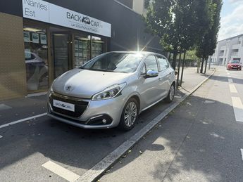  Voir détails -Peugeot 208 1.6 BlueHDi 100ch BVM5 Active à Nantes (44)