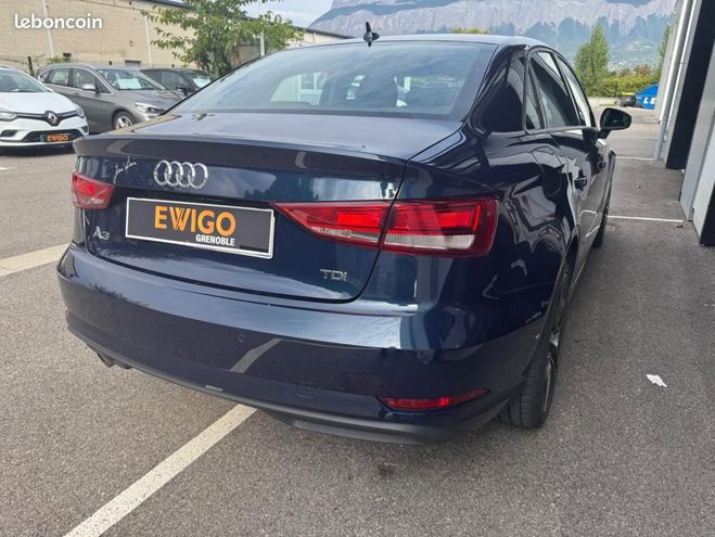 Audi A3 1.6 TDI 110CH BUSINESS LINE RADAR AV-AR Bleu de 2018