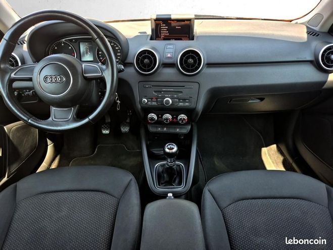 Audi A1 Sportback 1.6 TDI 90 AMBITION Gris de 2012