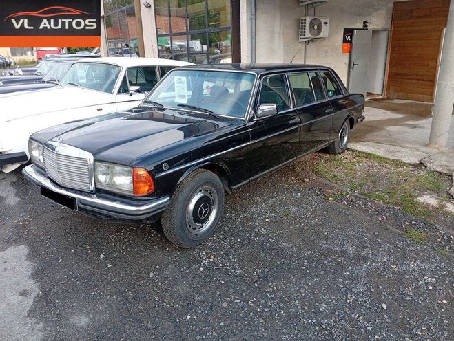 Mercedes 250 LANG PULLMANN  de 1982