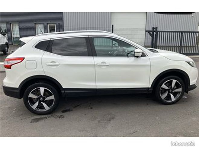 Nissan Qashqai tekna   115 chv 1er main Blanc de 2016