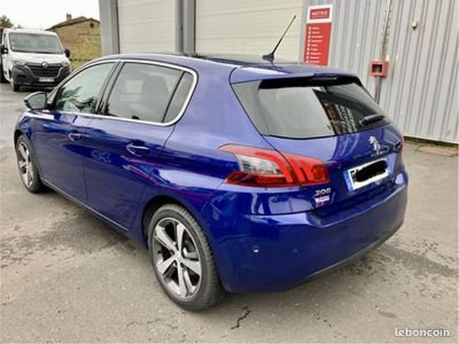 Peugeot 308 tech edition 130 chv eat8 Bleu de 2019