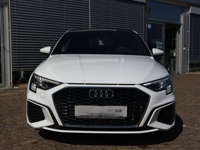 Audi A3 Sportback 40 TFSIe S line PANO MATRIX B& Ibis Blanc de 2021