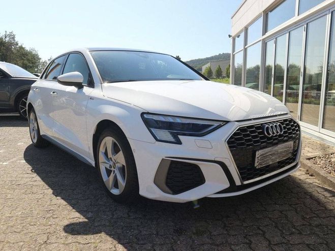 Audi A3 Sportback 40 TFSIe S line PANO MATRIX B& Ibis Blanc de 2021