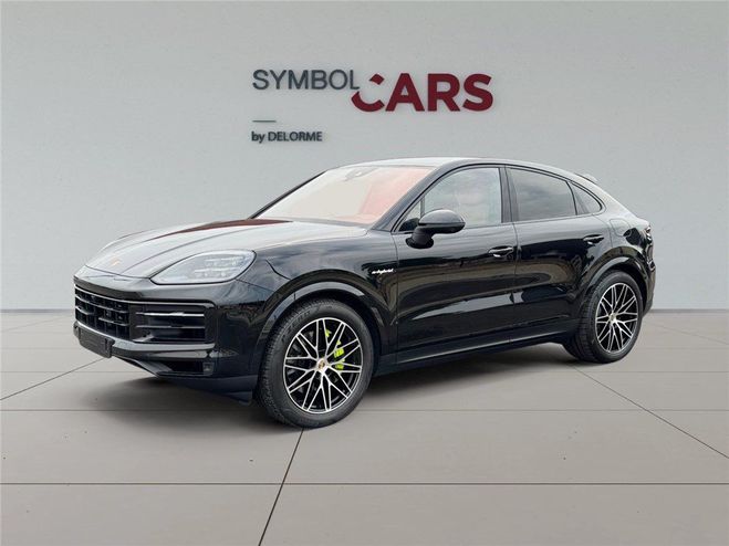 Porsche Cayenne E-HYBRID 3.0 V6 470 CH Cayenne Noir de 2024