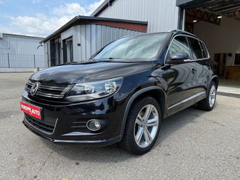  Voir détails -Volkswagen Tiguan 2.0 TDI 140CH BLUEMOTION / R LINE / SPOR à Moirans (38)
