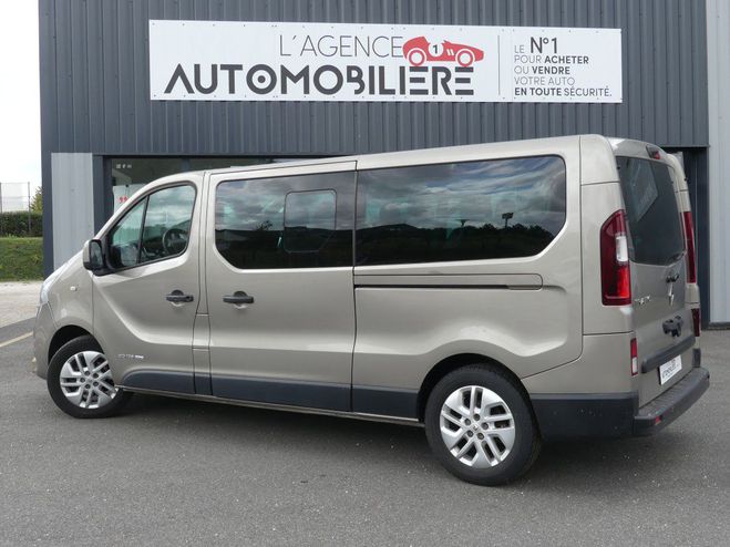 Renault Trafic Combi III 1.6 DCI 125 ENERGY INTENS L2 9 Bronze de 2017