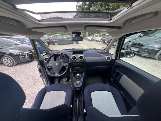 Peugeot 1007 1.6 i 110cv BVA Gris de 2006