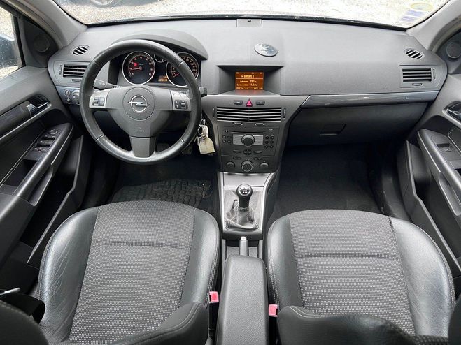 Opel Astra H 2.0 i 170cv Sport 2me main Gris de 2005