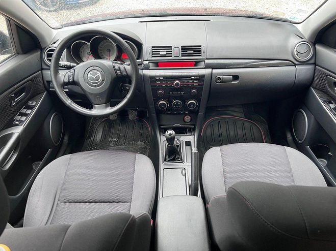 Mazda 3 BK 1.6 d 110cv 2me main Rouge de 2008