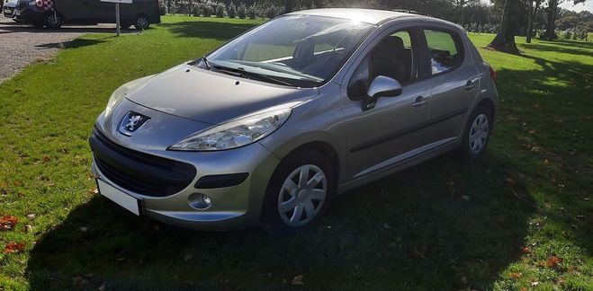 Peugeot 207 Peugeot 207 1.6 HDi 90 ch Gris de 2009