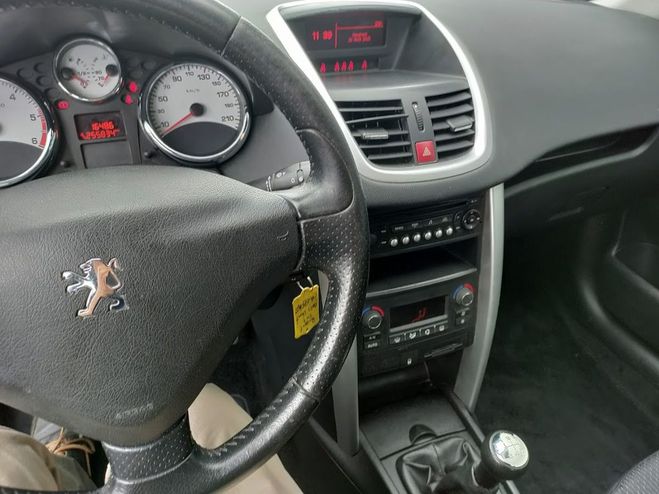 Peugeot 207 1.4 HDI  68 CV 5P  CLIM Gris de 2012