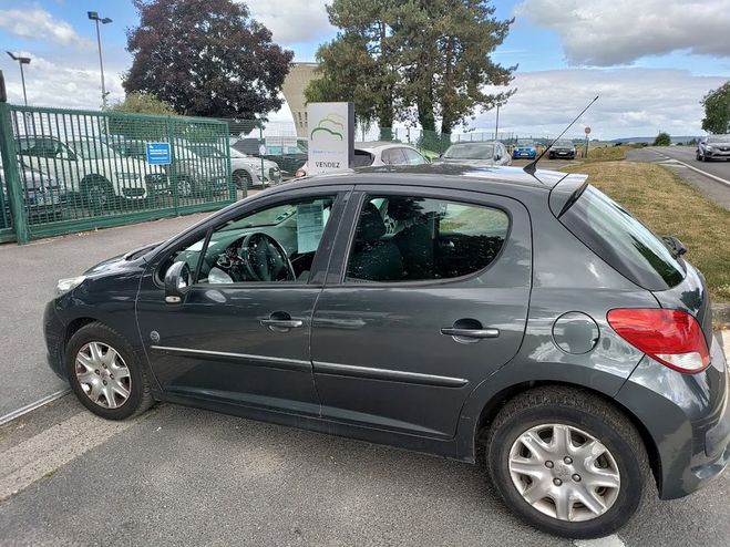 Peugeot 207 1.4 HDI  68 CV 5P  CLIM Gris de 2012