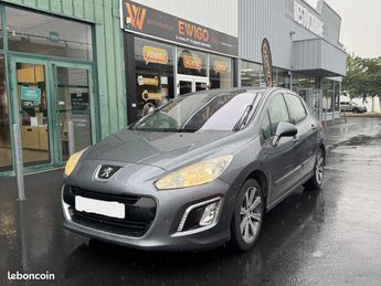  Voir détails -Peugeot 308 1.6 VTI 120CH TOIT PANORAMIQUE à Aubire (63)