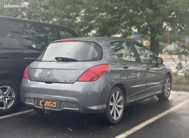 Peugeot 308 1.6 VTI 120CH TOIT PANORAMIQUE Gris de 2011