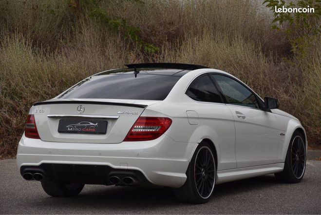 Mercedes Classe C Coupe Sport C63 AMG PACK PERFORMANCE 487 Blanc de 2012