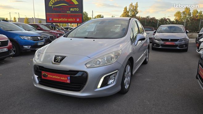 Peugeot 308 1.6 e-HDi 112ch BMP6 Active Gris de 2011