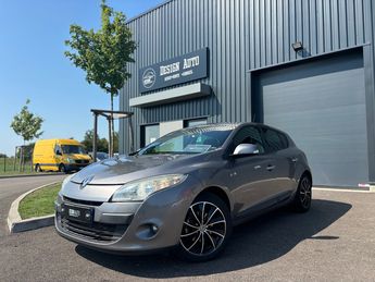  Voir détails -Renault Megane III 1.9 DCI 130 CH DYNAMIQUE - 1 ERE MAI à Eschau (67)