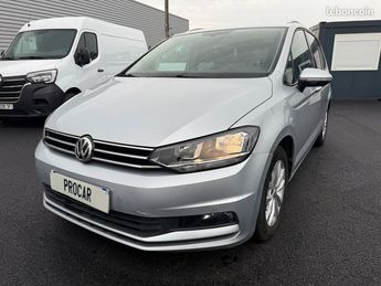  Voir détails -Volkswagen Touran 1.6 tdi 115 confortline business 7 place à Charmeil (03)